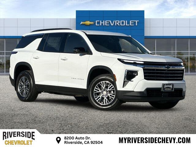 2026 Chevrolet Traverse LT FWD