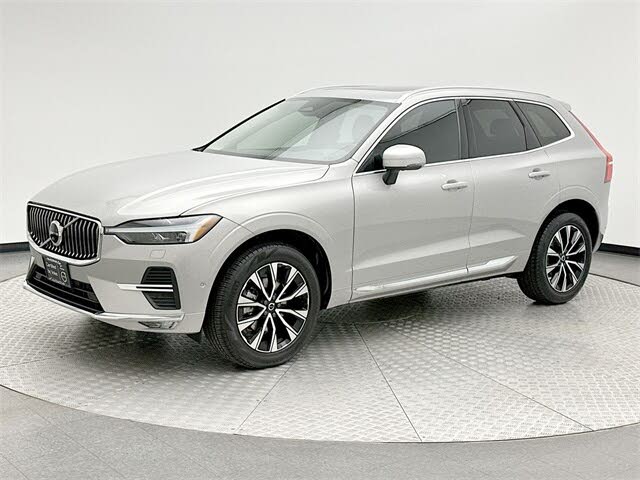 2023 Volvo XC60 B5 Plus Bright Theme AWD
