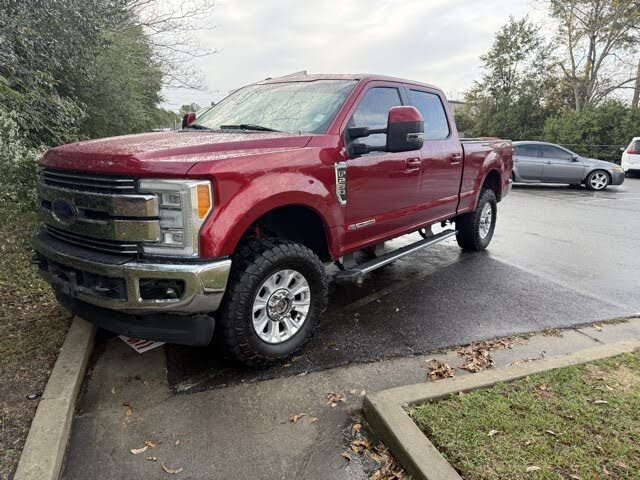 2017 Ford F-250 Super Duty Lariat Crew Cab 4WD
