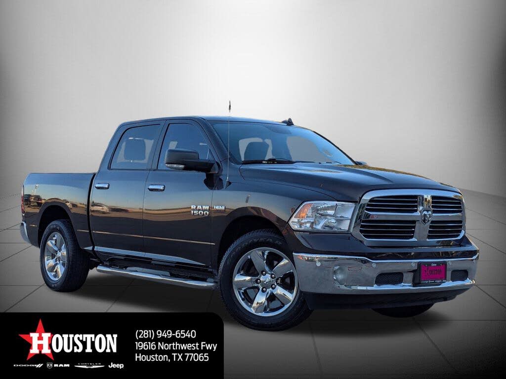 2017 RAM 1500 Lone Star Crew Cab RWD