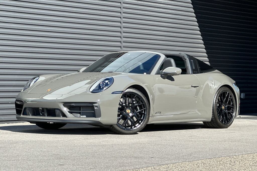 2023 Porsche 911 Targa 4 GTS Cabriolet AWD