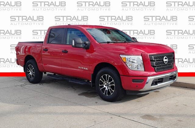 2024 Nissan Titan SV Crew Cab 4WD