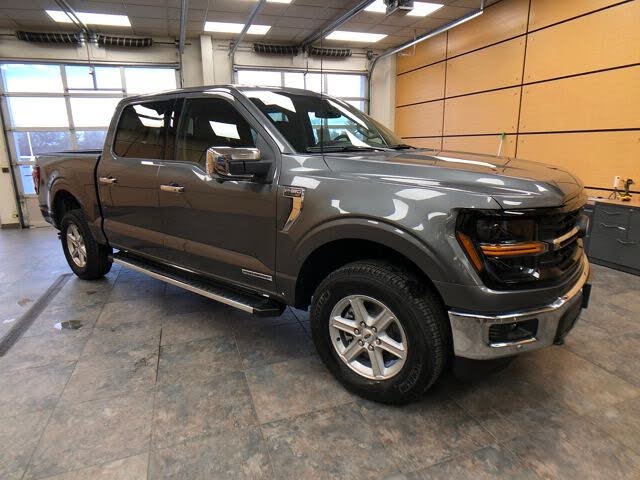 2025 Ford F-150 XLT SuperCrew 4WD