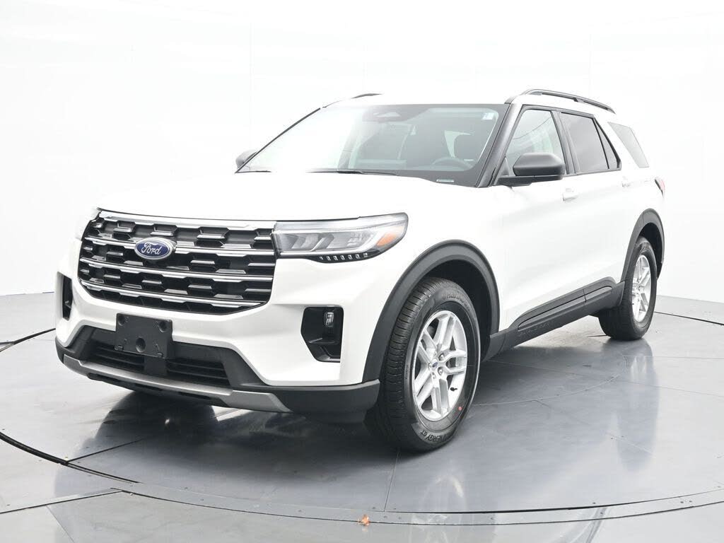 2026 Ford Explorer Active RWD