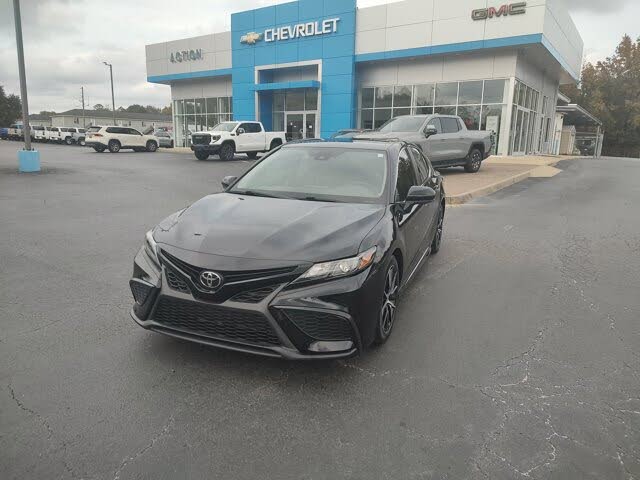 2021 Toyota Camry SE FWD