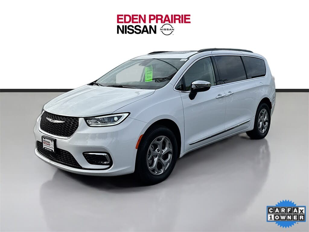 2023 Chrysler Pacifica Limited AWD