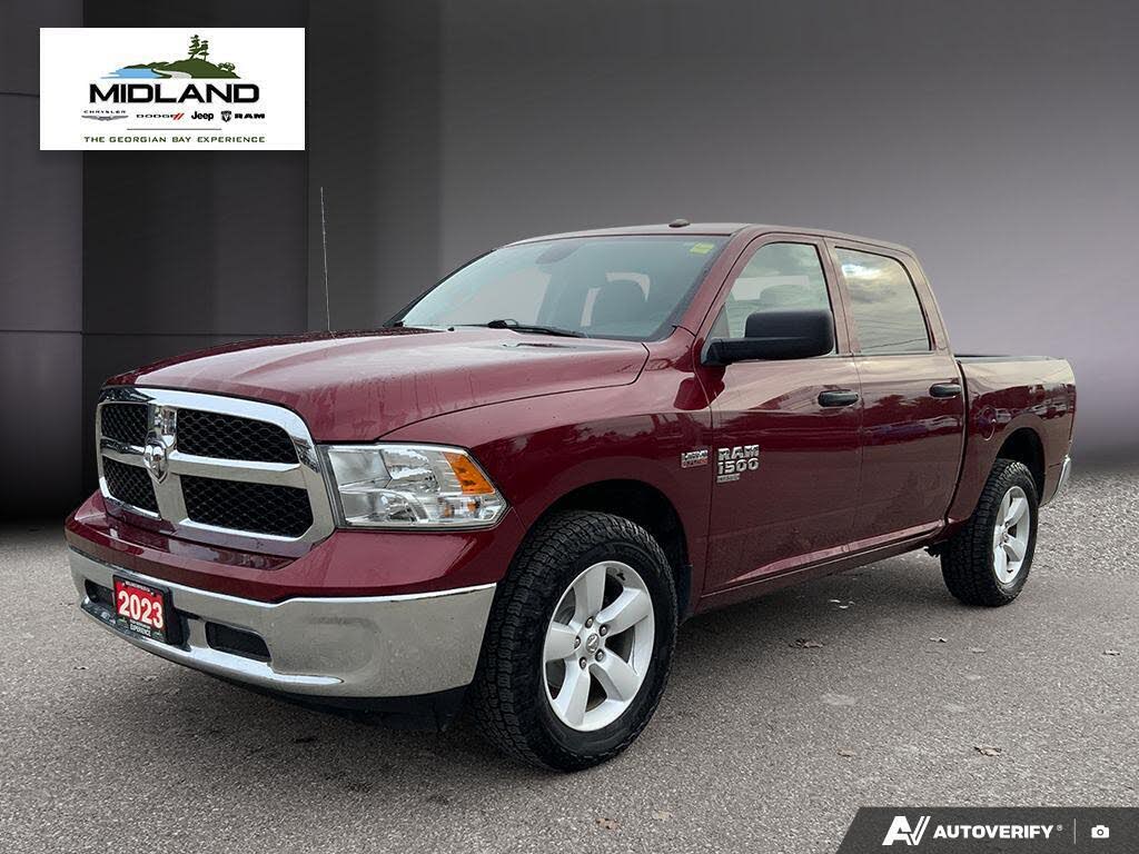 2023 RAM 1500 Classic SLT Crew Cab 4WD