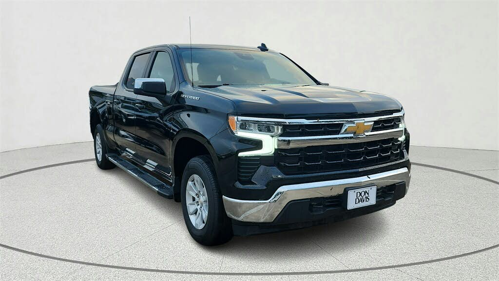 2024 Chevrolet Silverado 1500 LT Crew Cab 4WD