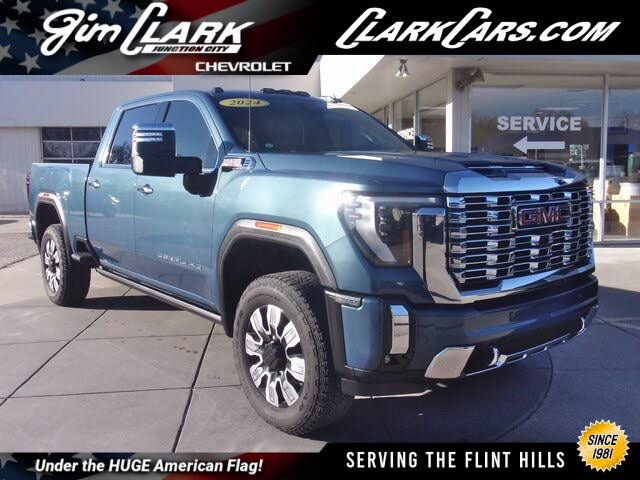 2024 GMC Sierra 2500HD Denali Crew Cab 4WD
