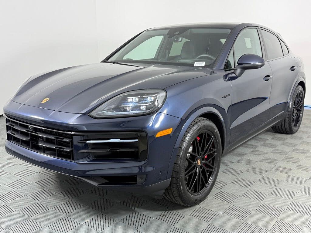 2025 Porsche Cayenne Coupe S AWD