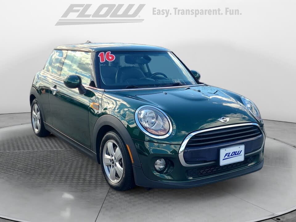 2016 MINI Cooper 2-Door Hatchback FWD