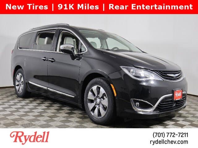 2018 Chrysler Pacifica Hybrid Limited FWD