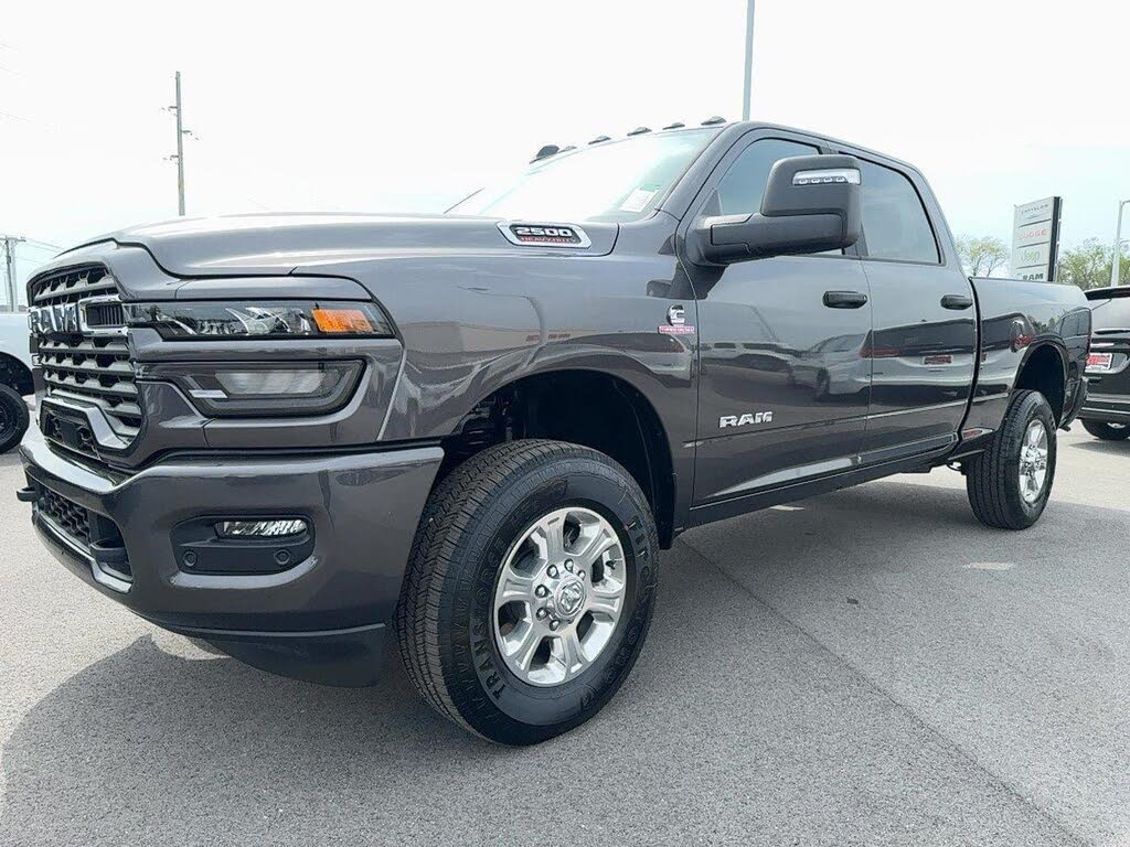 2025 RAM 2500 Big Horn Crew Cab 4WD