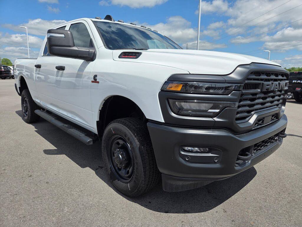 2025 RAM 2500 Tradesman Crew Cab 4WD