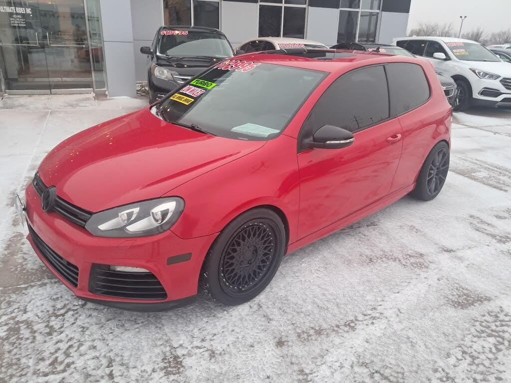 2012 Volkswagen Golf R 2-Door AWD