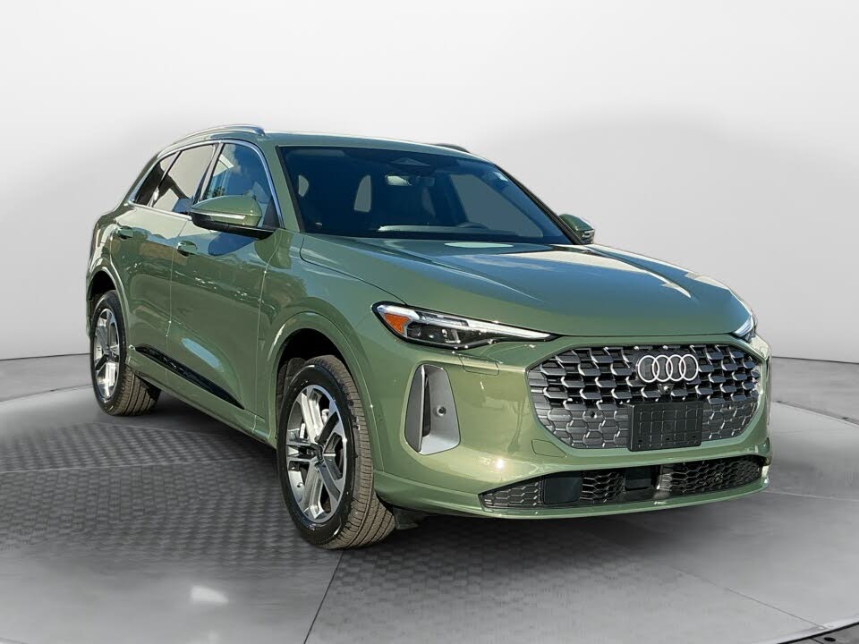 2025 Audi Q5 quattro Premium Plus 40 TFSI