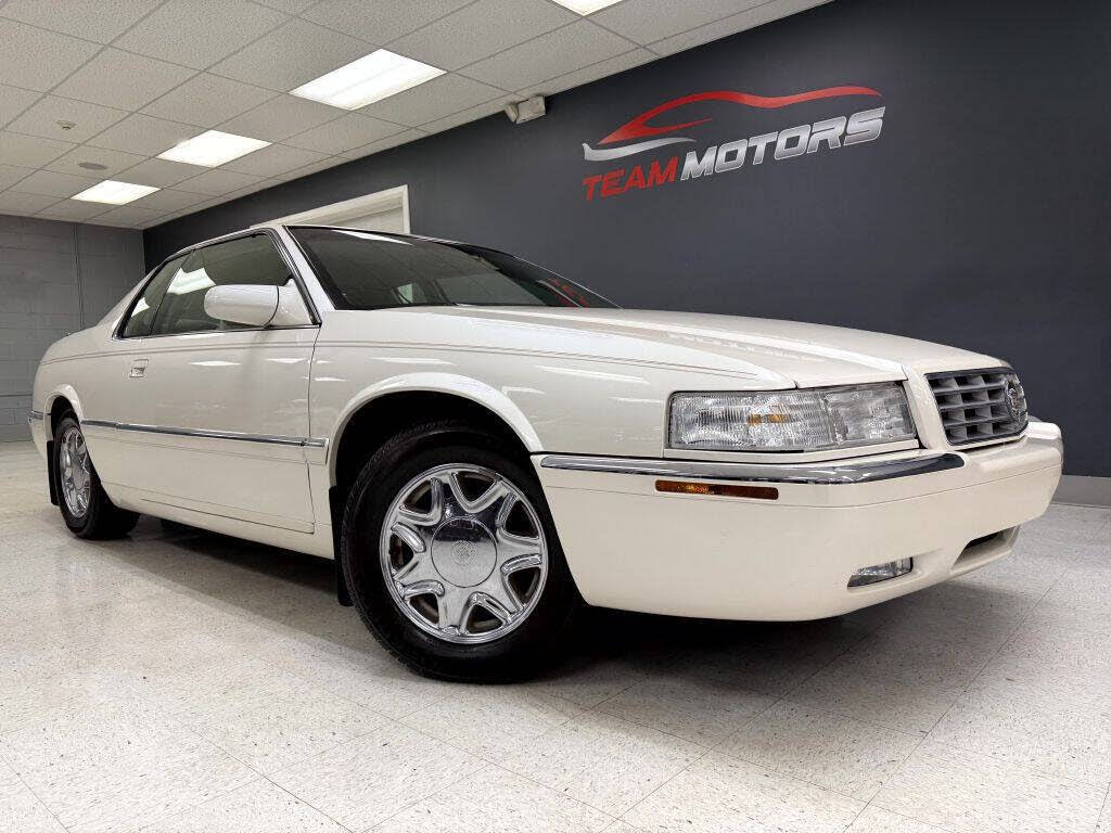 2002 Cadillac Eldorado ESC Coupe FWD