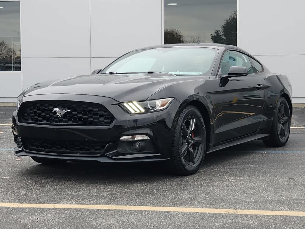 2015 Ford Mustang EcoBoost Coupe RWD