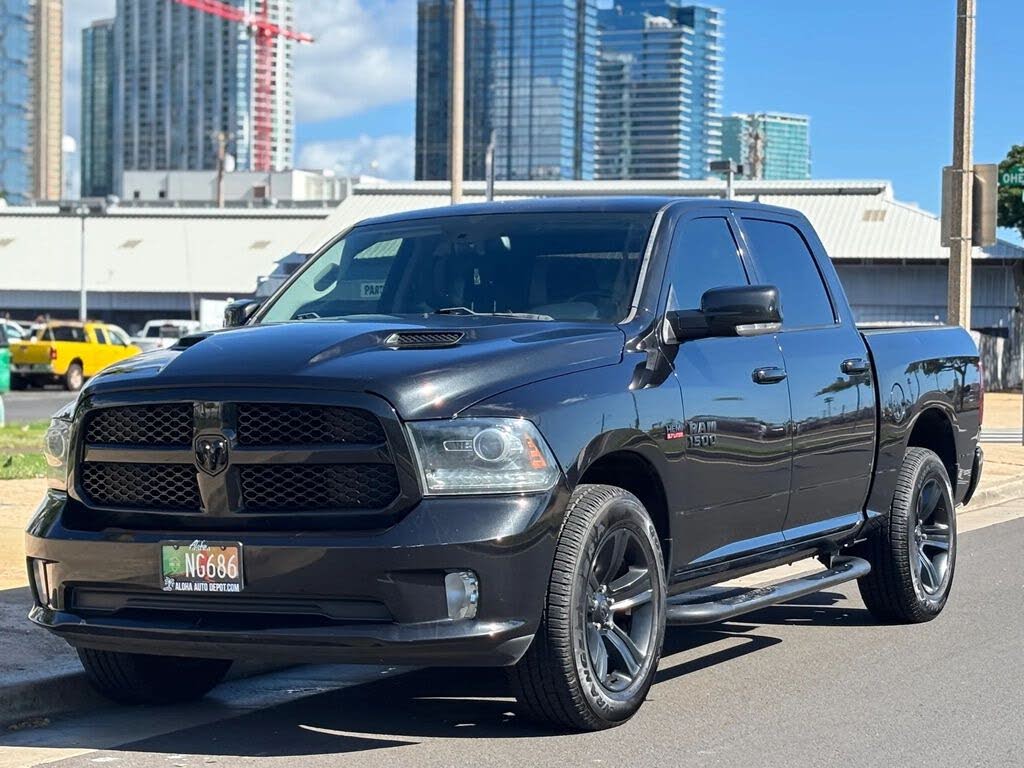 2017 RAM 1500 Night Crew Cab 4WD