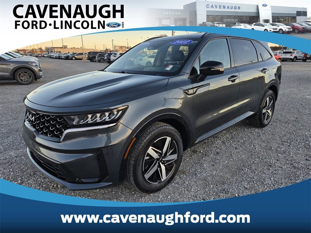 2022 Kia Sorento S FWD