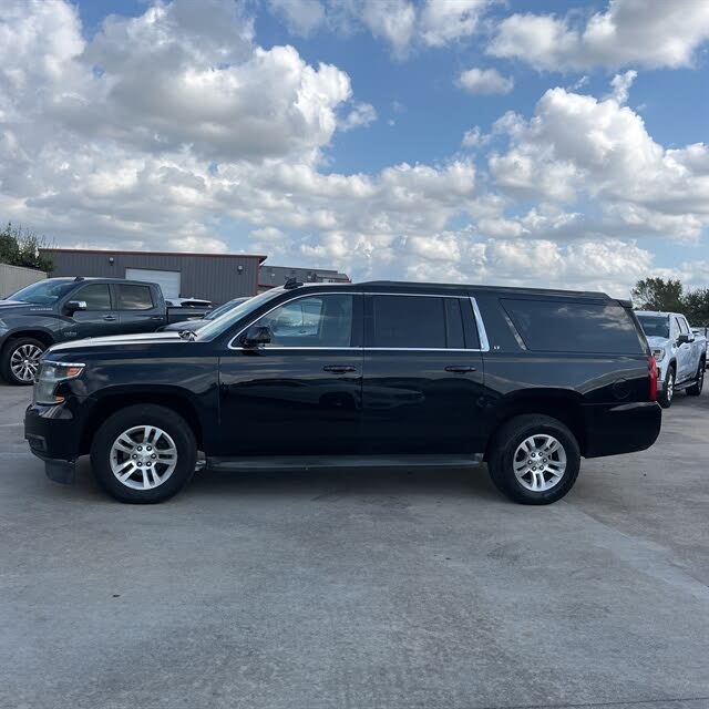 2017 Chevrolet Suburban 1500 LT 4WD