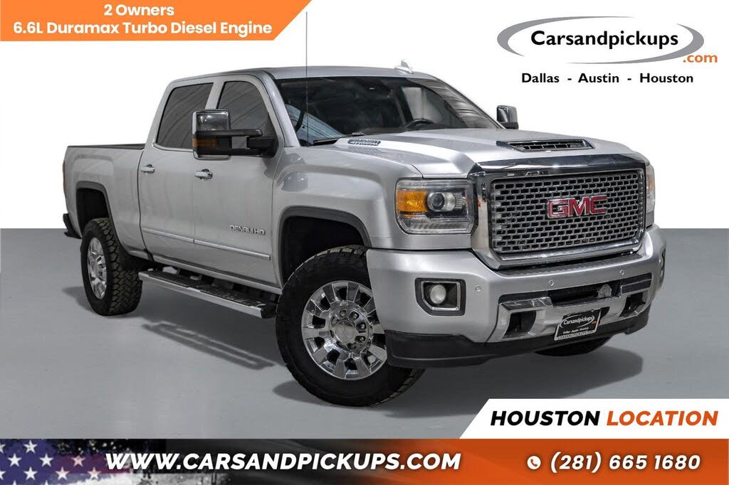 2017 GMC Sierra 2500HD Denali Crew Cab SB 4WD