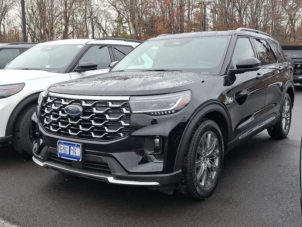 2026 Ford Explorer Platinum AWD