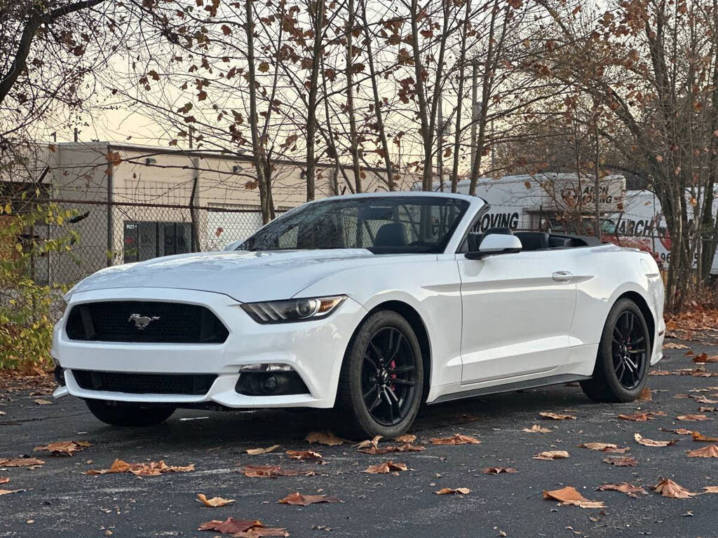 2017 Ford Mustang EcoBoost Premium Convertible RWD