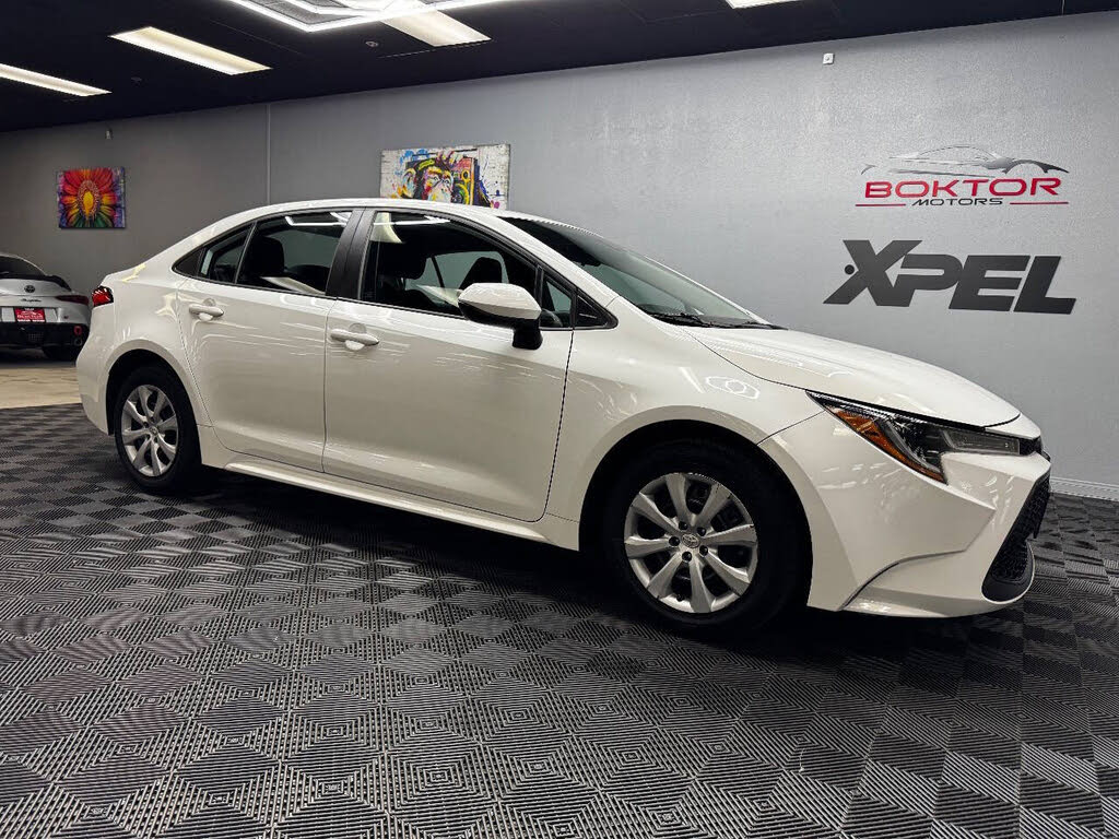 2020 Toyota Corolla LE FWD