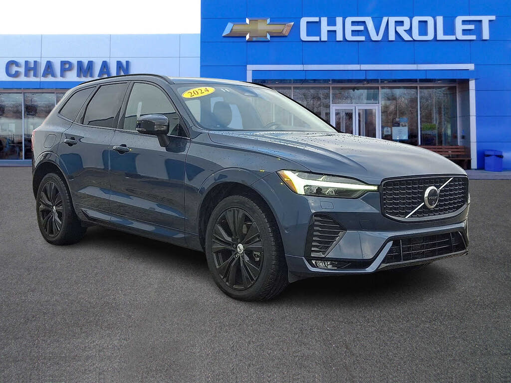 2024 Volvo XC60 B5 Plus Dark Theme AWD
