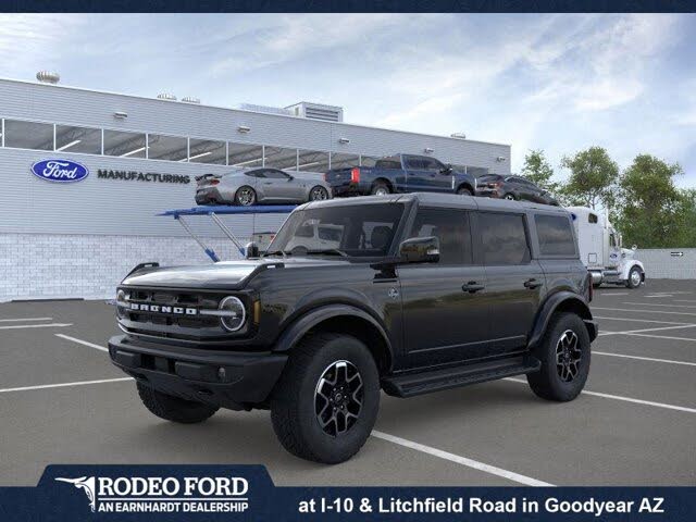 2025 Ford Bronco Outer Banks 4-Door 4WD