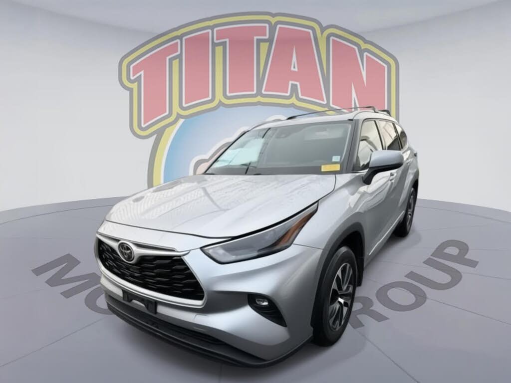 2022 Toyota Highlander XLE AWD