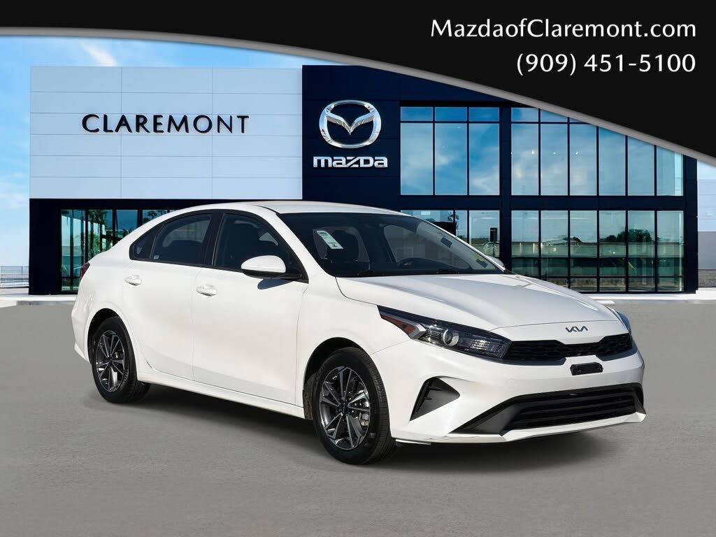 2024 Kia Forte LXS FWD