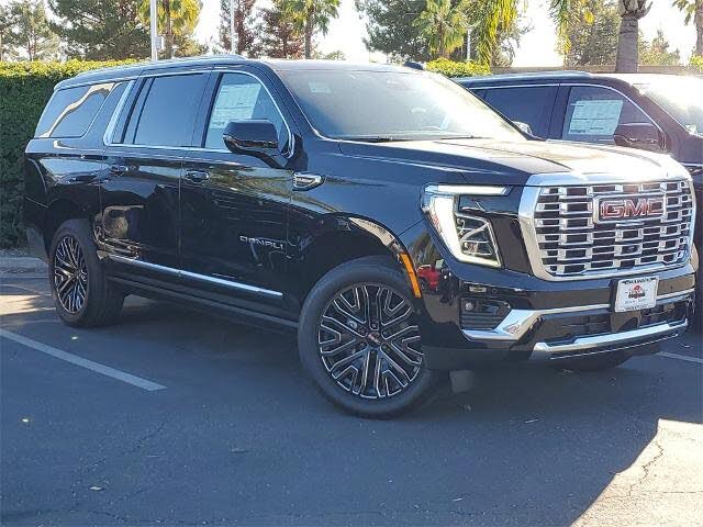 2026 GMC Yukon XL Denali 4WD