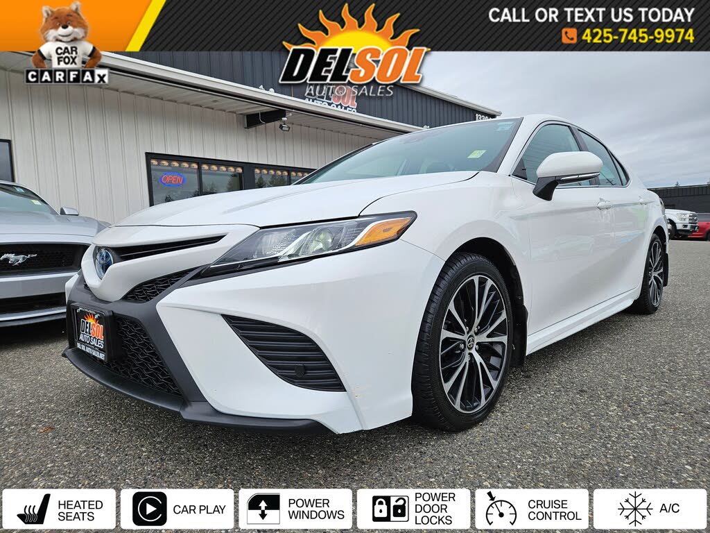 2020 Toyota Camry Hybrid SE FWD