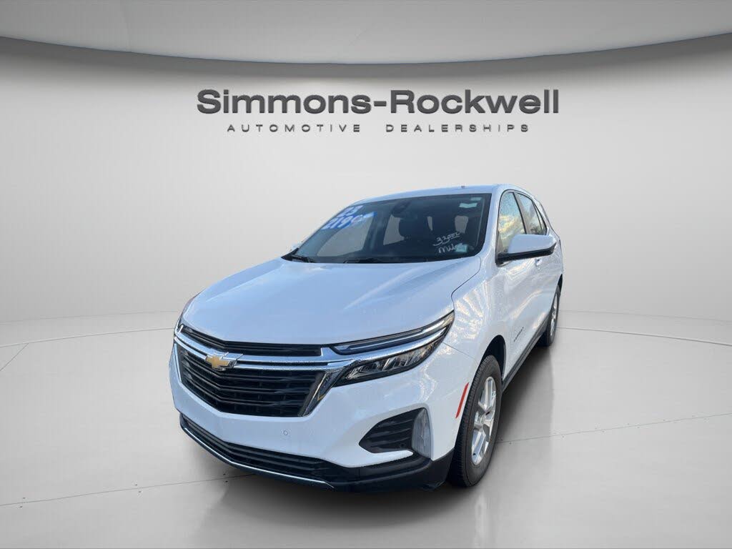 2023 Chevrolet Equinox LT AWD with 2FL