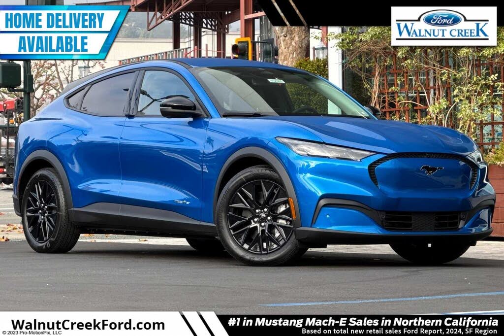 2025 Ford Mustang Mach-E Select RWD