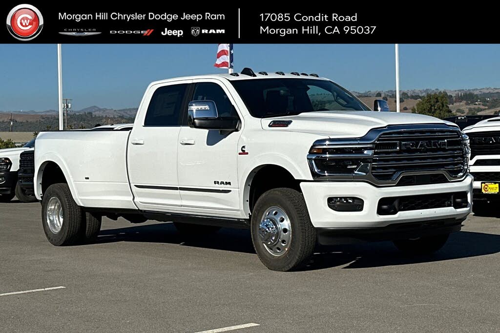 2026 RAM 3500 Limited Crew Cab LB DRW 4WD