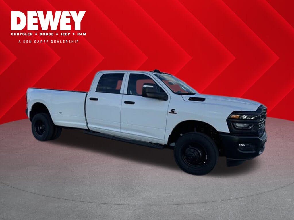 2026 RAM 3500 Tradesman Crew Cab LB DRW 4WD