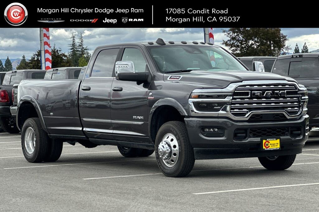 2026 RAM 3500 Limited Crew Cab LB DRW 4WD