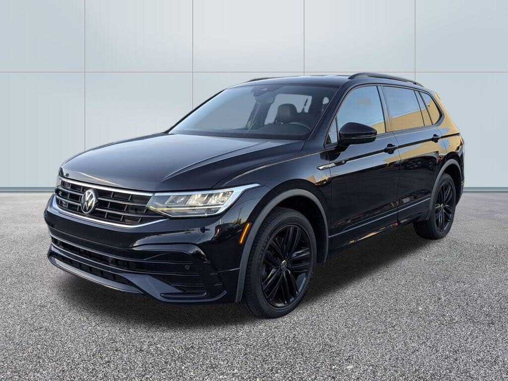 2022 Volkswagen Tiguan SE R-Line Black FWD