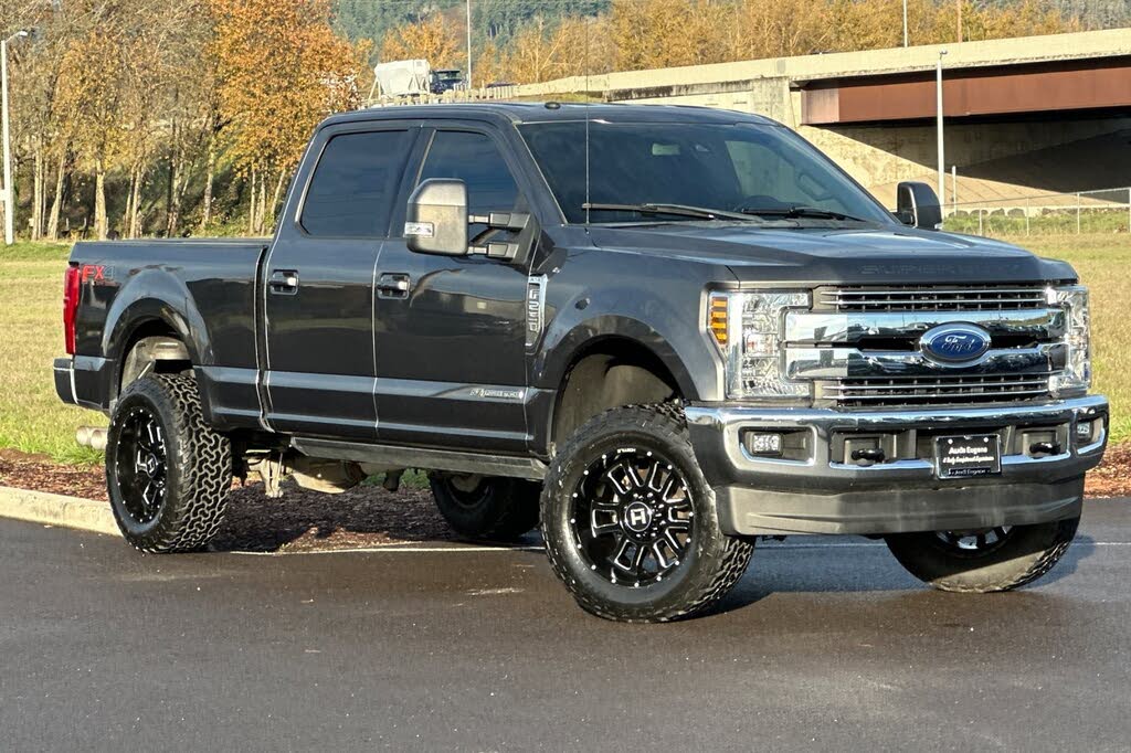 2018 Ford F-250 Super Duty Lariat Crew Cab 4WD