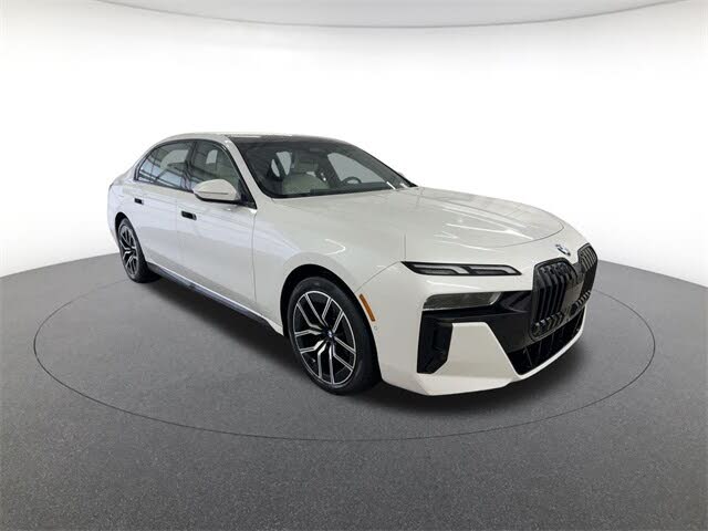 2023 BMW 7 Series 740i RWD