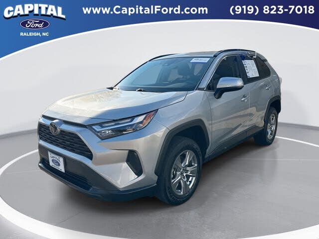 2024 Toyota RAV4 XLE FWD