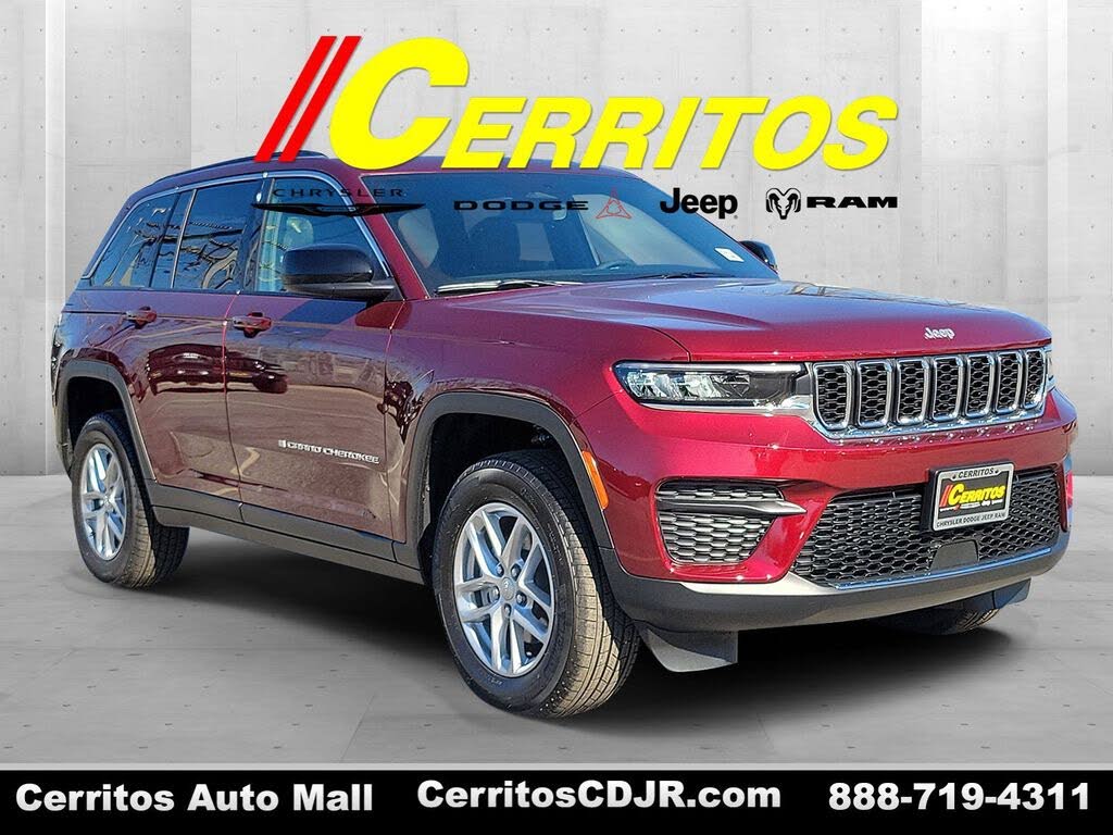 2025 Jeep Grand Cherokee Laredo RWD