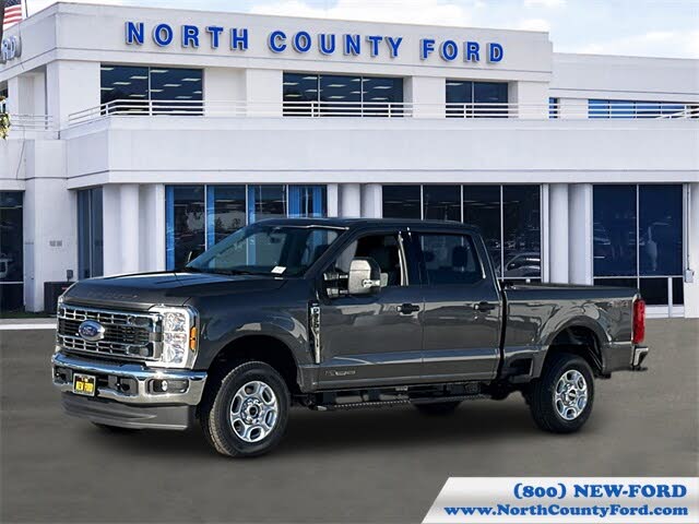 2026 Ford F-250 Super Duty XLT Crew Cab 4WD