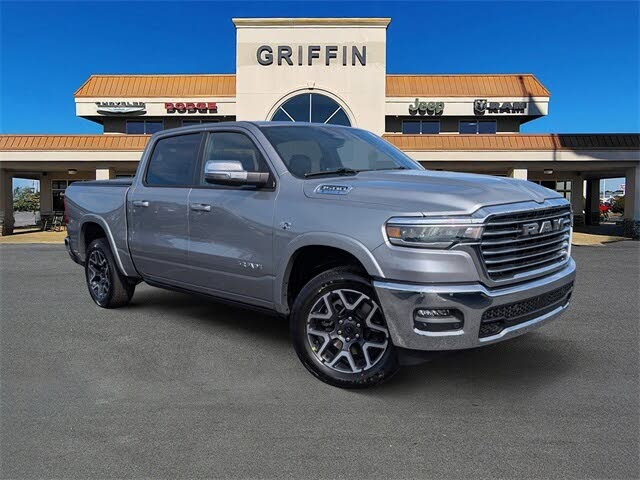 2026 RAM 1500 Laramie Crew Cab 4WD