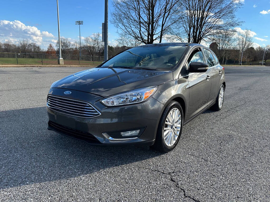 2015 Ford Focus Titanium Hatchback