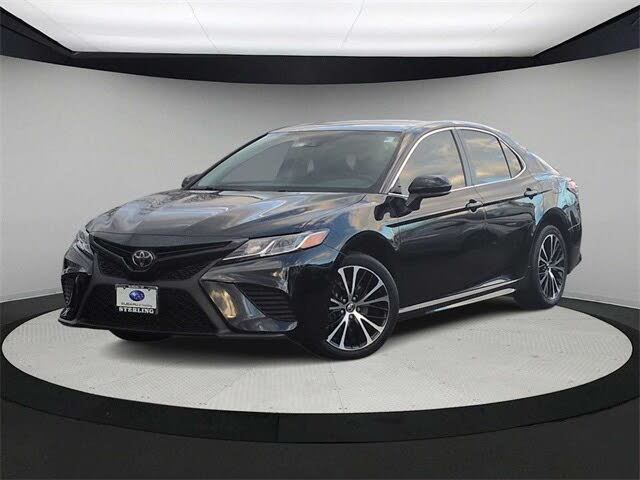 2019 Toyota Camry SE FWD
