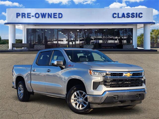 2022 Chevrolet Silverado 1500 LT Crew Cab 4WD
